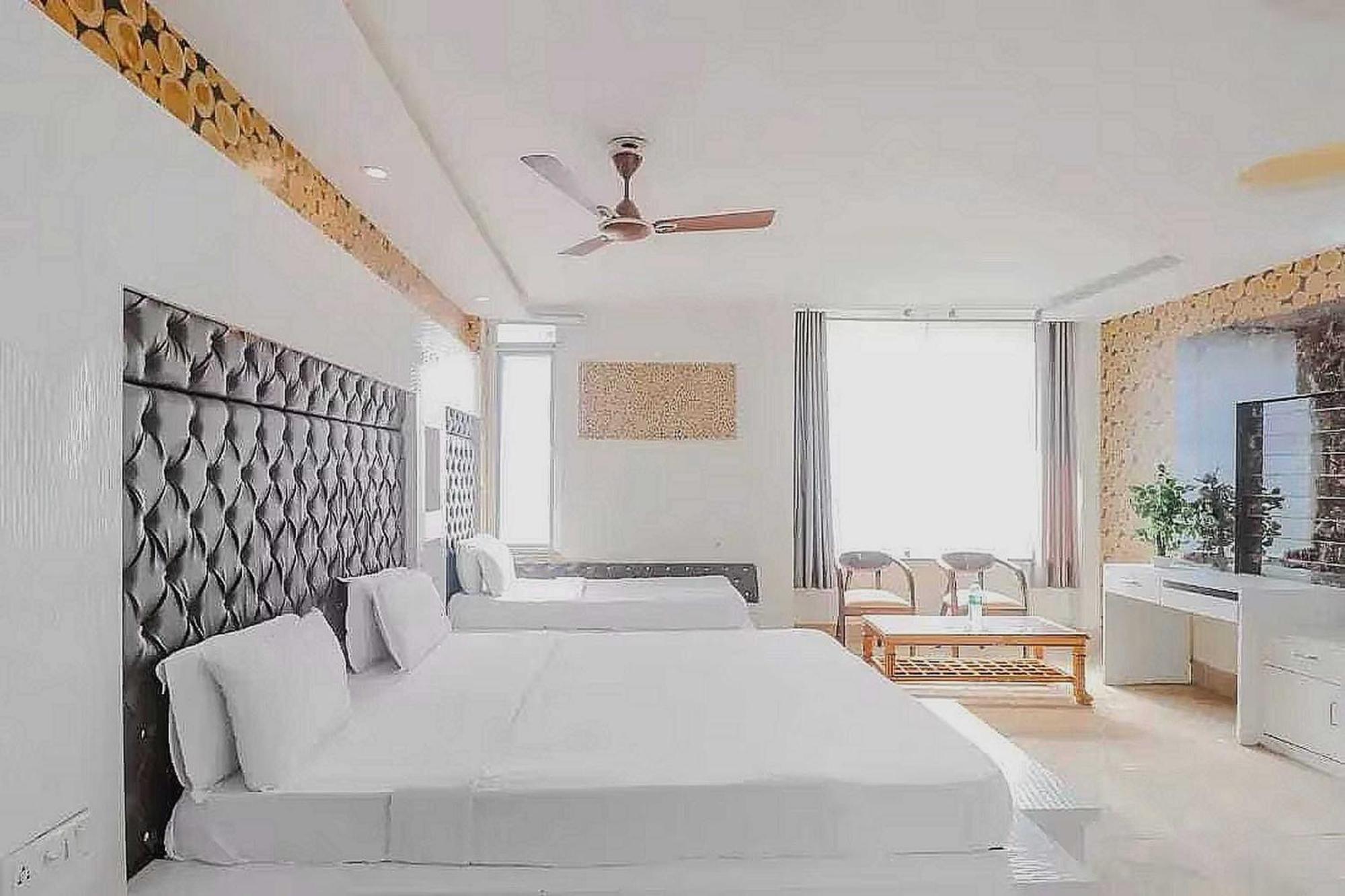 Super Hotel O Vivaan Residency Rohtak Luaran gambar