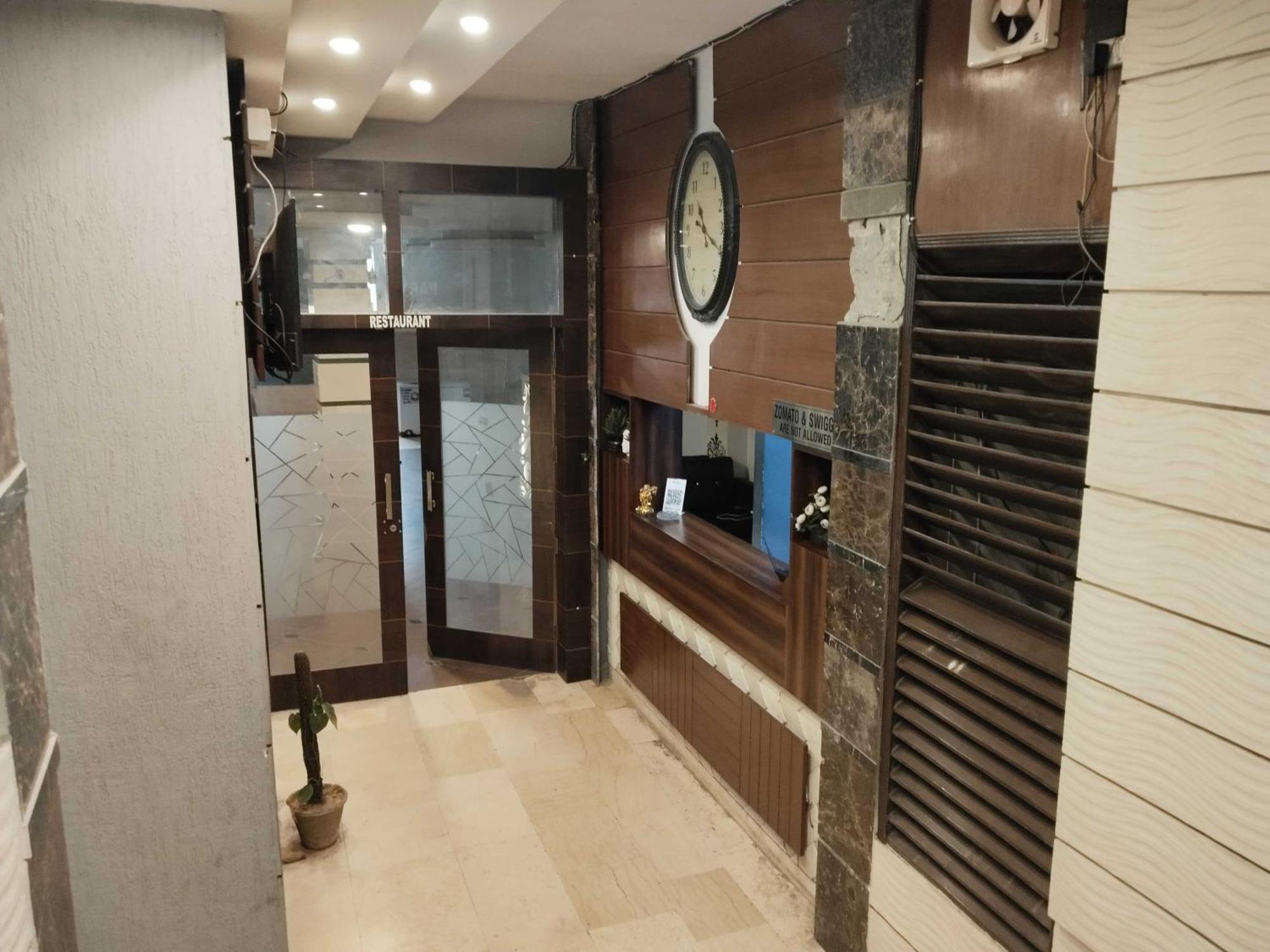 Super Hotel O Vivaan Residency Rohtak Luaran gambar